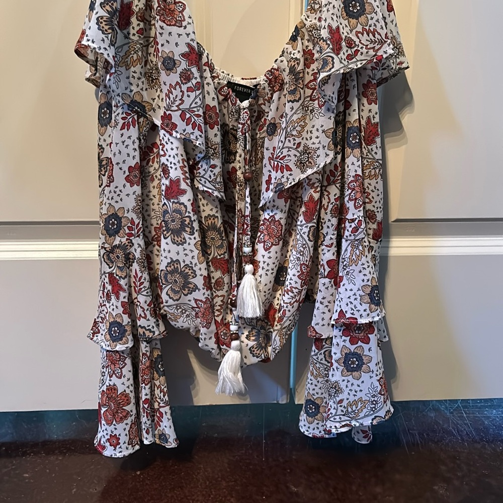 Forever 21 floral off-shoulder top